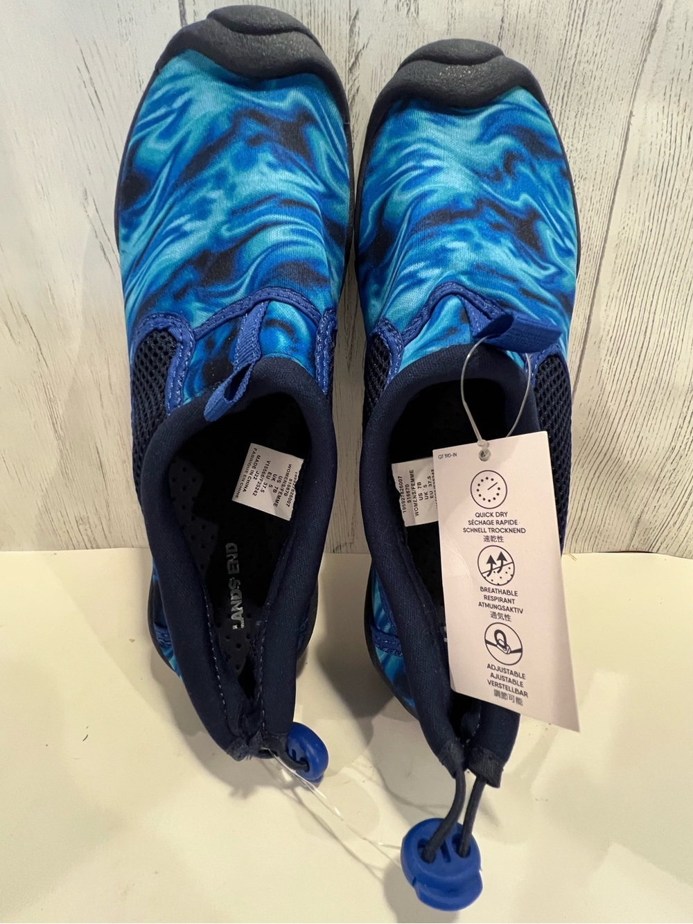 New🌟LANDS END💙Blue Marble Slip-On Water Shoes / Flats / Sandals